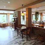 Restaurant Zum Valwiger Herrenberg Maison d'hôtes 3*