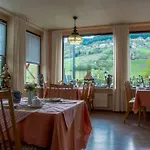 Restaurant Zum Valwiger Herrenberg Maison d'hôtes 3*