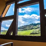 Restaurant Zum Valwiger Herrenberg Maison d'hôtes 3*