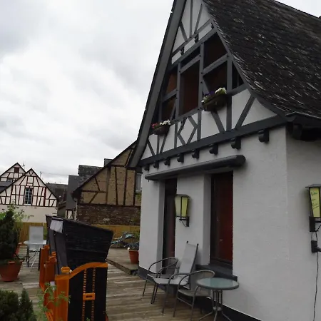 Restaurant Zum Valwiger Herrenberg Maison d'hôtes Valwig