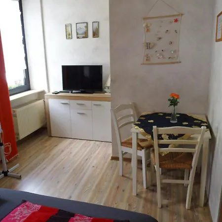 بيت ضيافة Restaurant Zum Valwiger Herrenberg 3*