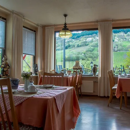 Restaurant Zum Valwiger Herrenberg Pensjonat 3*
