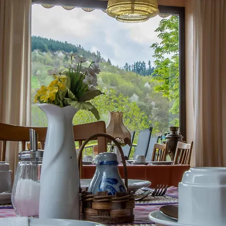 Restaurant Zum Valwiger Herrenberg 3*
