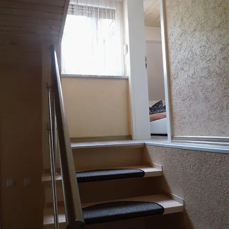 Konukevi Restaurant Zum Valwiger Herrenberg 3*