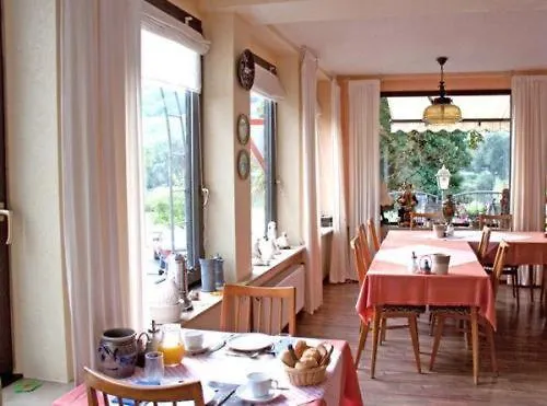 Restaurant Zum Valwiger Herrenberg 招待所 瓦尔维熙