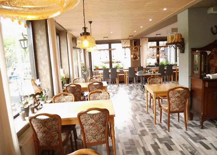 Restaurant Zum Valwiger Herrenberg 3*