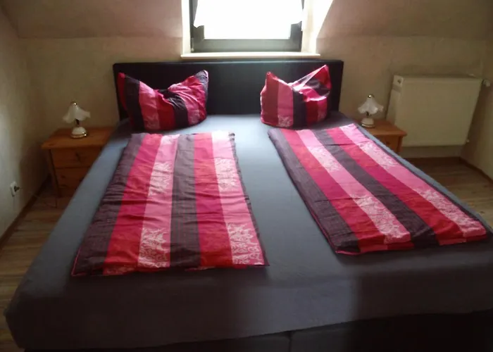 Restaurant Zum Valwiger Herrenberg 3* 瓦尔维熙