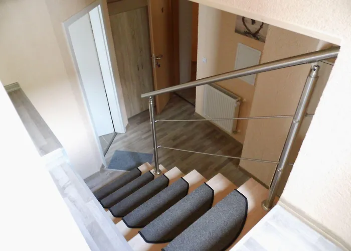 Restaurant Zum Valwiger Herrenberg 招待所