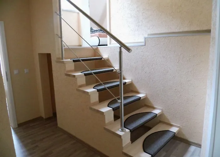 Restaurant Zum Valwiger Herrenberg 招待所